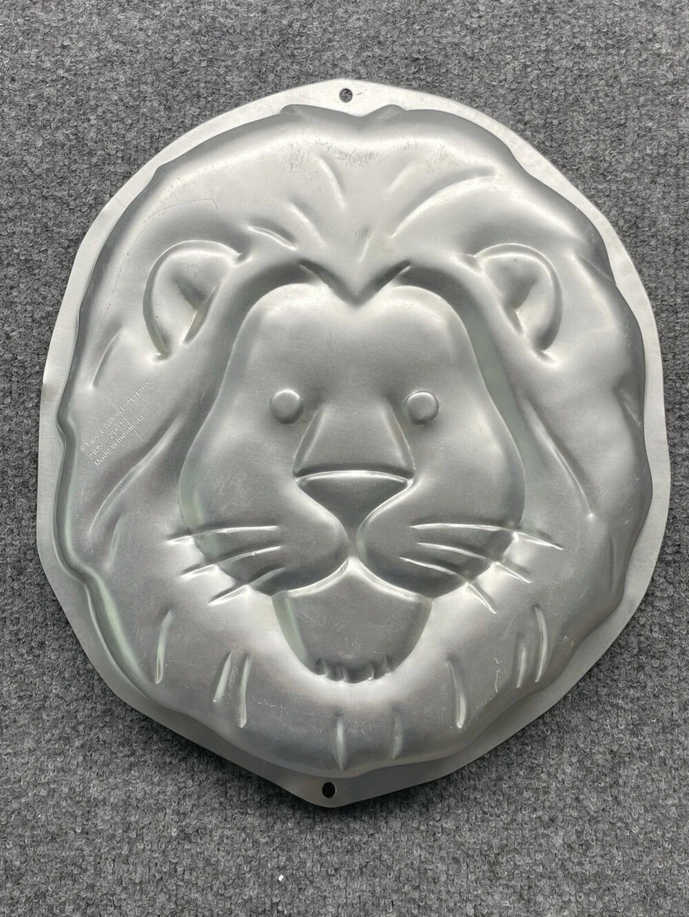 Wilton 1994 Lion Cake Pan Mold 2105-2005 Aluminum Vintage Animal Bakeware